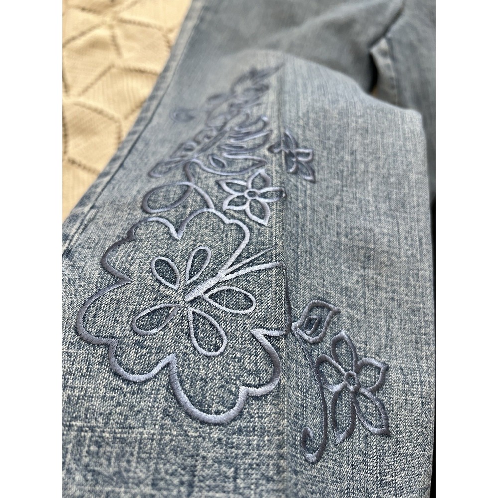 Y2K Embroidered Floral Cropped Jeans Mid Rise Artsy Cottage Size 10 98% Cotton - Picture 9 of 11